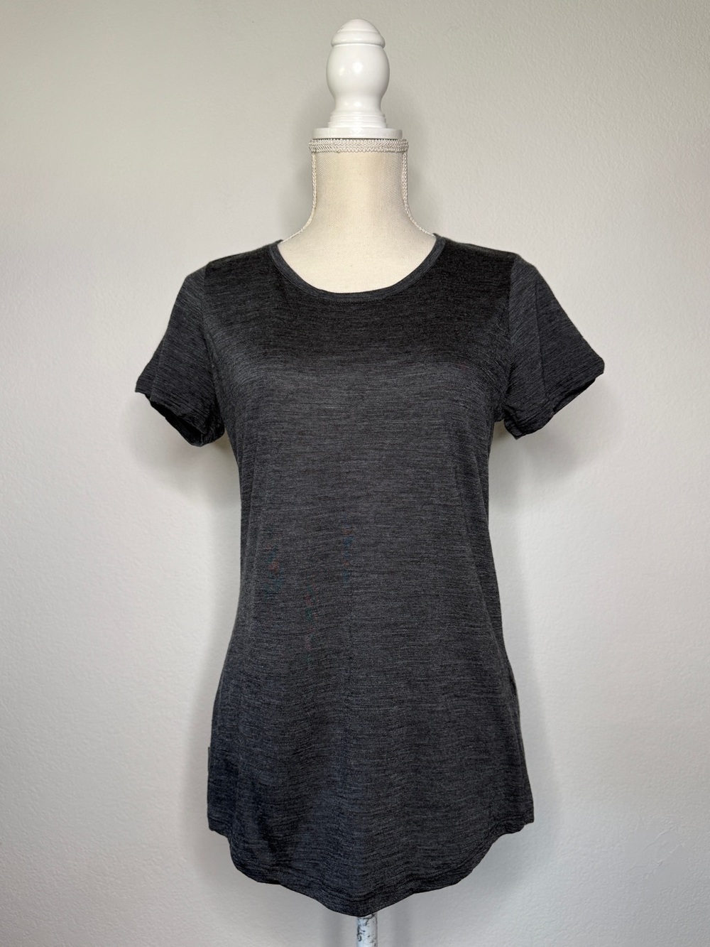 Icebreaker Cool Lite Women’s Short Sleeve Merino Blend Tee Gray Size M